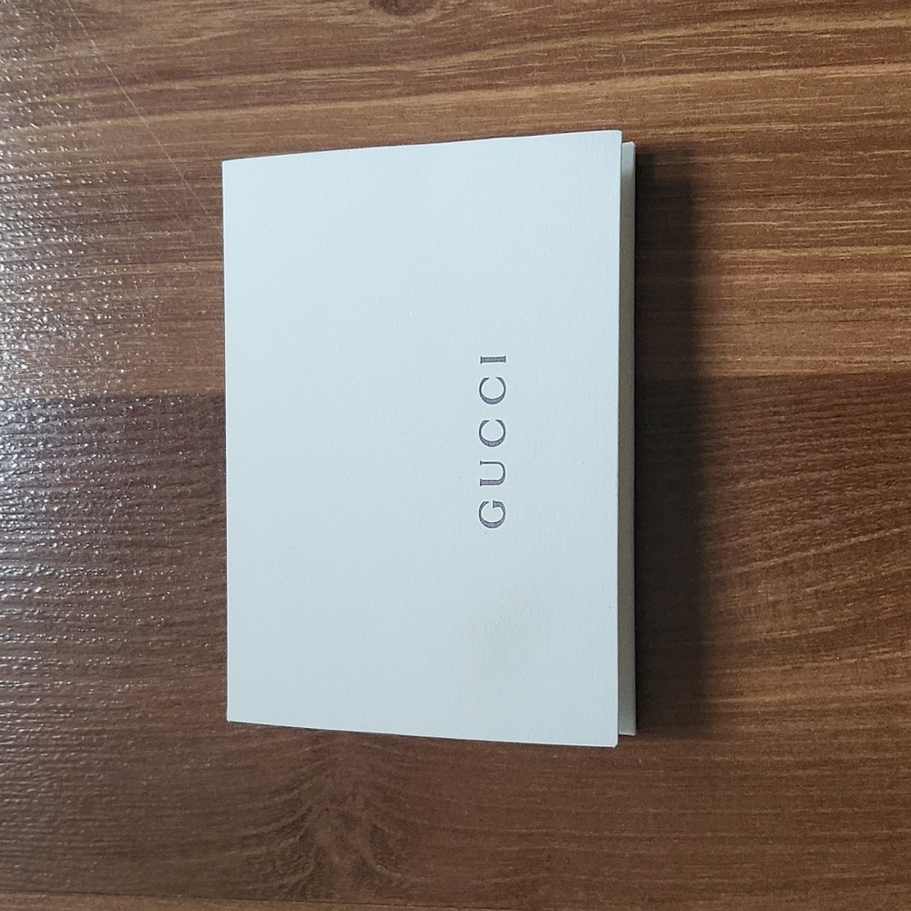 Gucci envelope